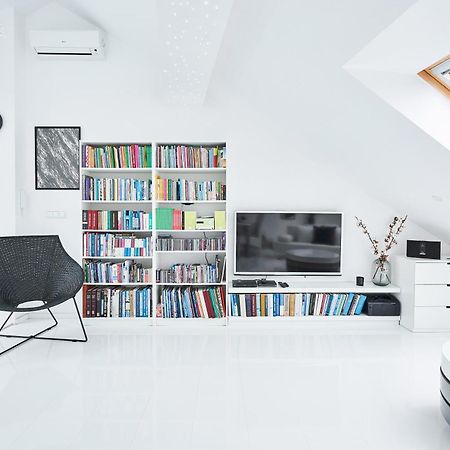 Unique Design Loft In Middle Of Centre Of Old Town With Netflix Apartment Krakow Exterior photo